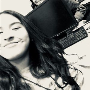 Meet your Posher, Itzel